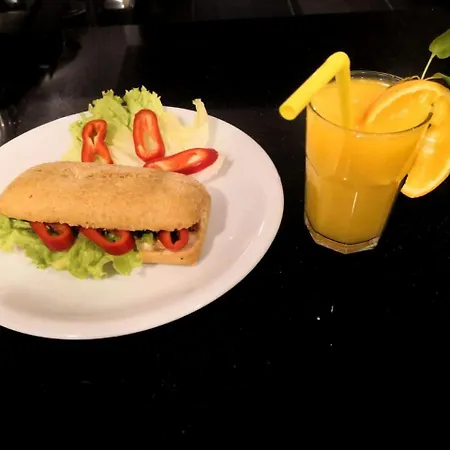 Hostel Gafa Garden & - Great Location Istanbul