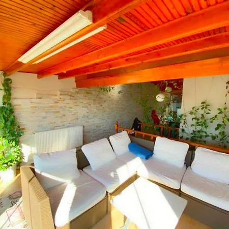 Gafa Garden & - Great Location