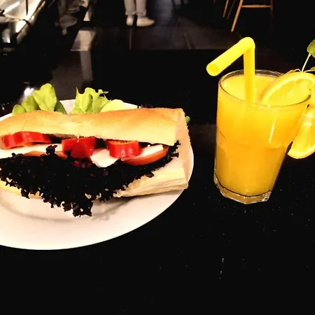 Gafa Garden & - Great Location