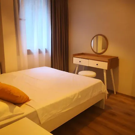 Gafa Garden & - Great Location Hostel Istanbul